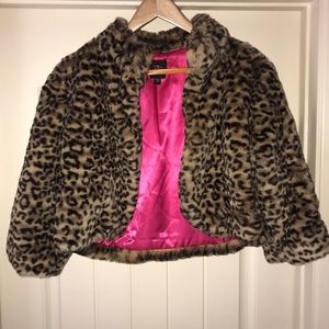 2B Bebe Faux fur leopard print jacket